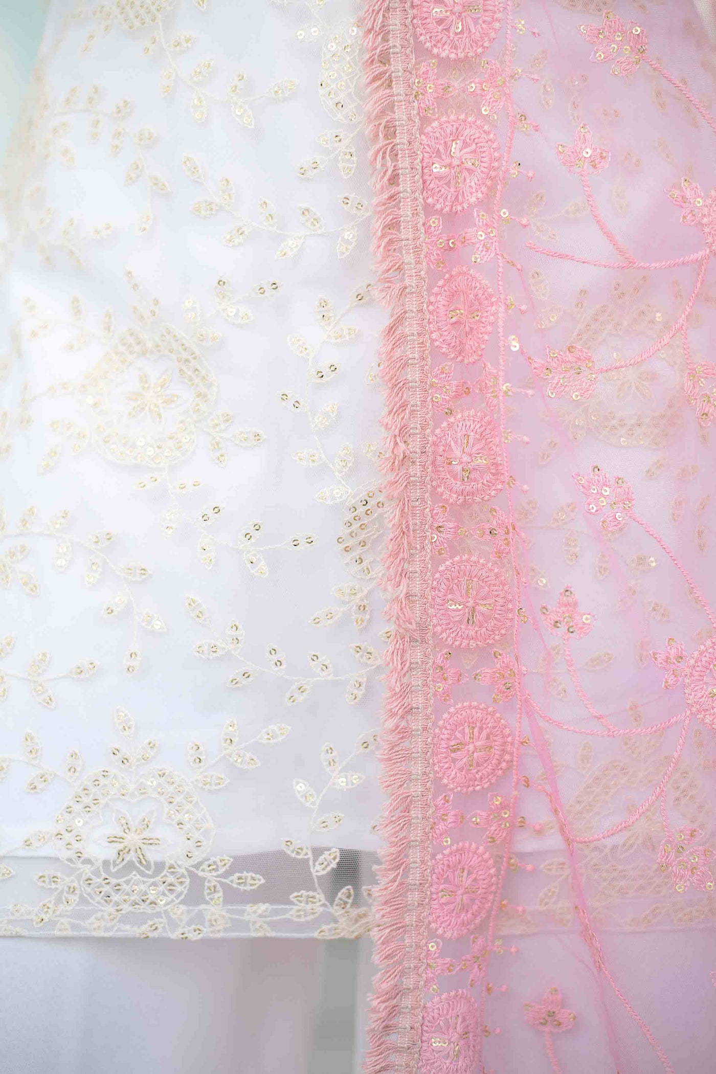 White Palazzo Kurta Suit Set With Heavy Thread Work Pink Dupatta
