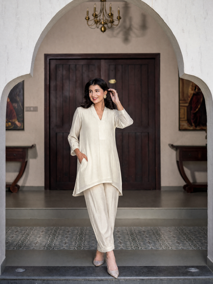White Silk Kurta Set With Pocket