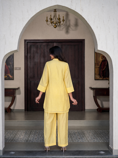 Butter Yellow Silk Kurta With Pocket