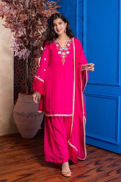 Pink Short Embroidered Bell Sleeves Kurta With Pleated Pants