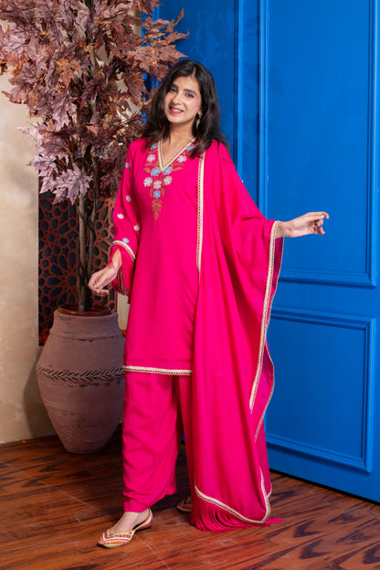 Pink Short Embroidered Bell Sleeves Kurta With Pleated Pants