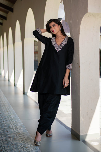 Black Short Kurta Embroidered Co-Ord set.