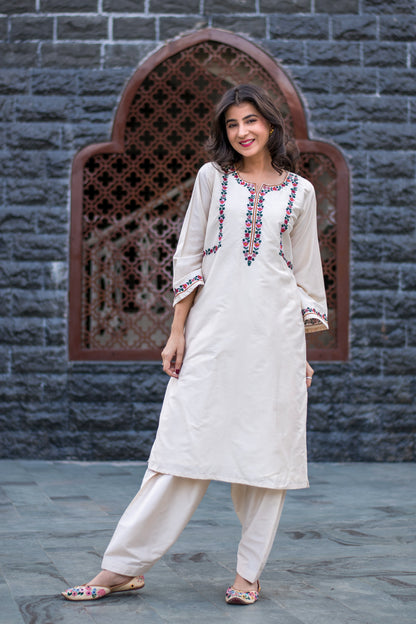 Cream Kurta Embroidery Co-Ord Set