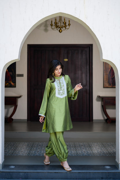 Mehandi Green Kurta Embroidery CO-Ord Set