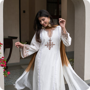 kurta dress design Pakistani Style Loose-Fit Kurta Sets Elegant Summer Collection