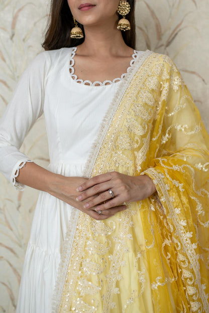 White 3-Tiered Anarkali Kurta With Dupatta