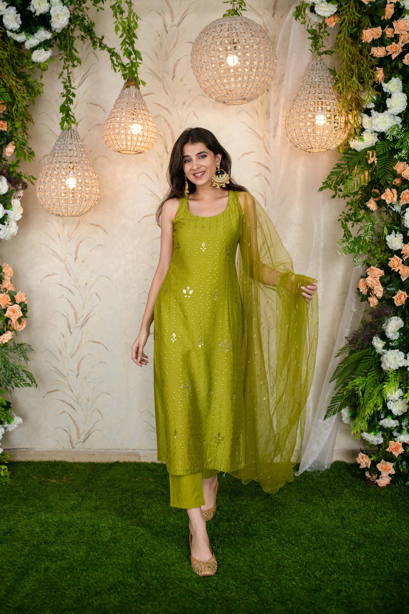 Buy Mehandi Green Kurta Set for Women | Label Shaurya Sanadhya Buy Mehandi Green Kurta Set for Women | Label Shaurya Sanadhya