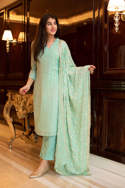 Pista Green Kurta Set With Chinon Heavy Zari Work Dupatta