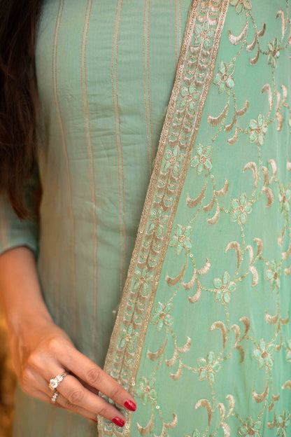 Pista Green Kurta Set With Chinon Heavy Zari Work Dupatta
