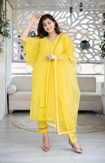 Buy Haldi Dress For Women in India | Best Haldi Outfits Buy Haldi Dress For Women in India | Best Haldi Outfits