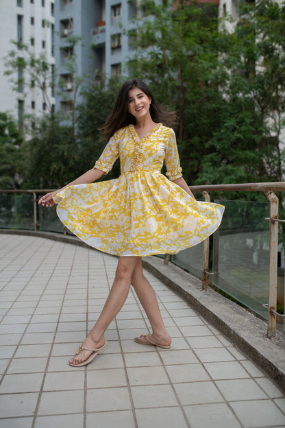 Yellow White Floral Short Dress
