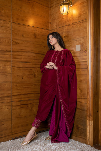 Magenta Velvet Kurta Set