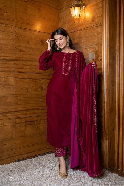 Magenta Velvet Kurta Set