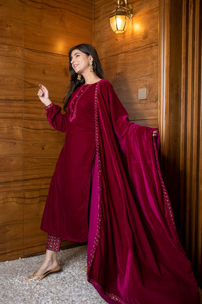 Magenta Velvet Kurta Set