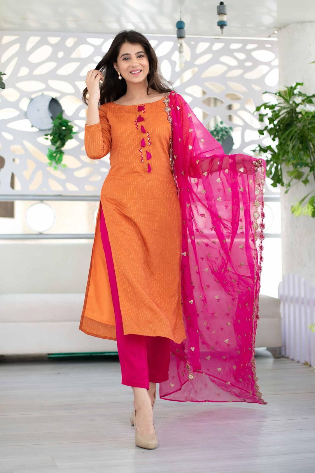 Orange And Pink Chanderi Kurta Suit Set With Organza Dupatta Orange And Pink Chanderi Kurta Suit Set With Organza Dupatta