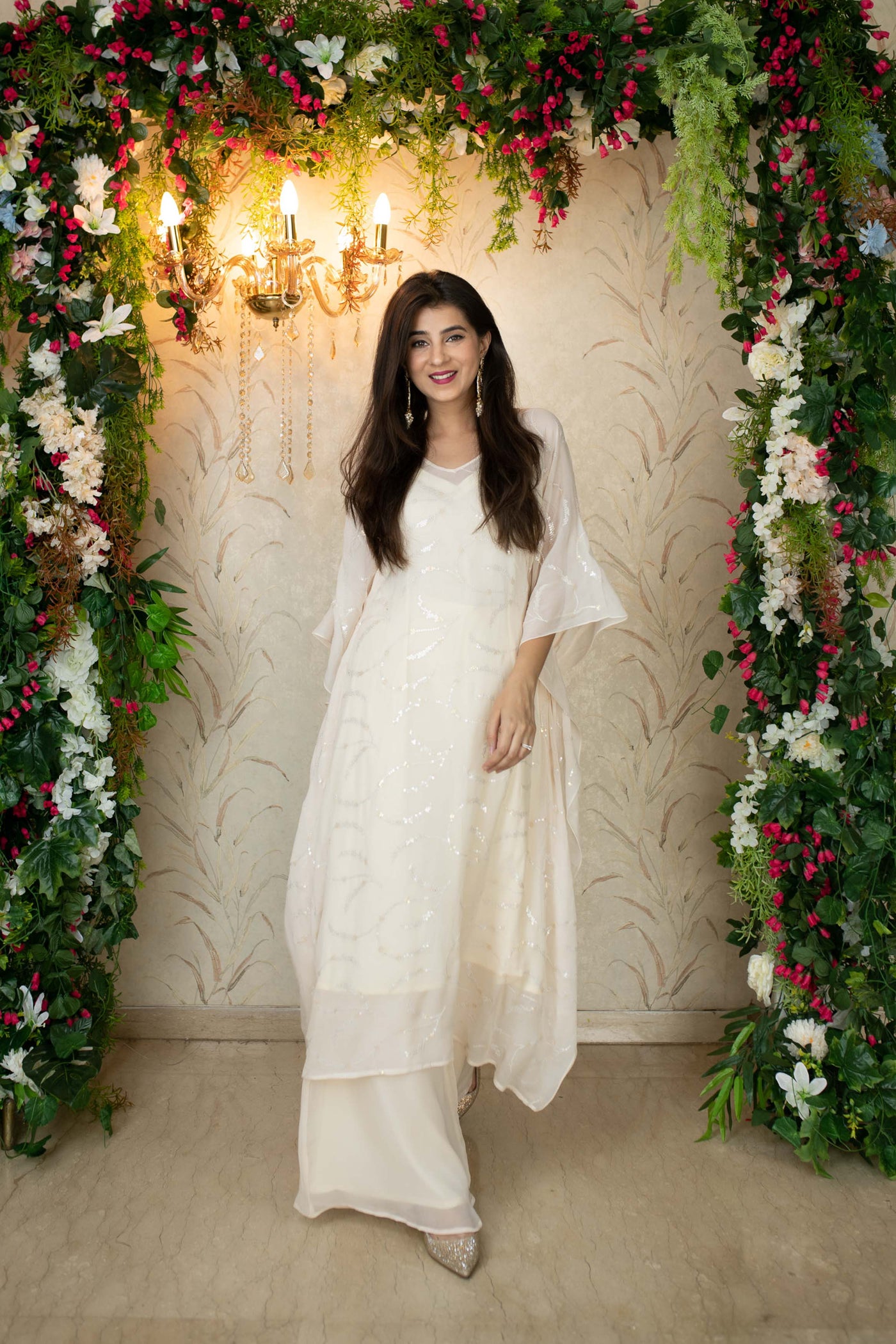 Buy Online In India | White Kaftan With Palazzo Buy Online In India | White Kaftan With Palazzo