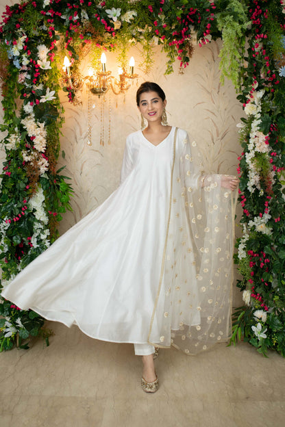 White Chanderi Anarkali With Thread Work Dupatta